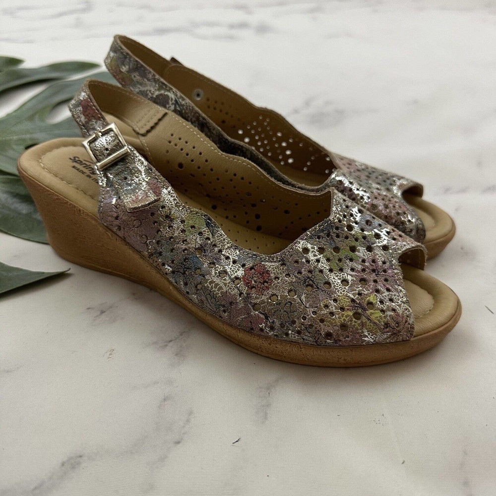 Spring Step Wedge Sandals Size 39 Purple Silver Perforated Leather Sling Back